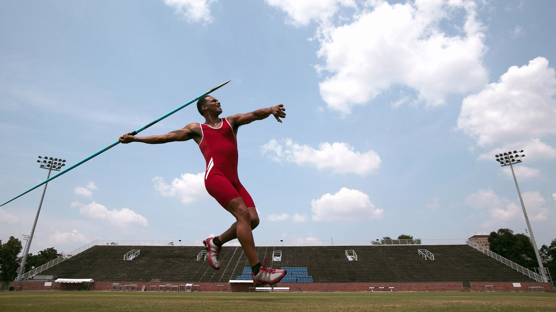 “新加坡泳池角逐！2025世界游泳锦标赛来势汹汹”